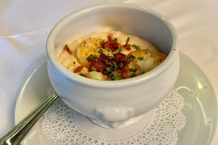 Savannah Southern Traditions Dinner Tour: Eat Your Way Through the Historic District photo 2