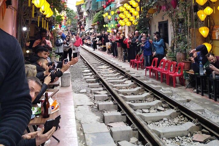 Hanoi Private 4-Hour City Tour — Train Street, Ho Chi Minh Mausoleum & Temple of Literature