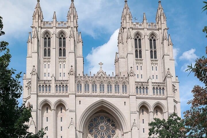 Washington DC Hidden Highlights: App-Guided Driving Tour via Uber photo 2