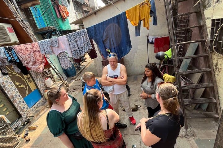 Private Dharavi Slum Tour: Guided Walk Through Mumbai’s Dharavi Community photo 2