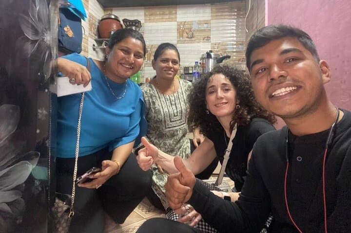 Private Dharavi Slum Tour: Guided Walk Through Mumbai’s Dharavi Community photo 6