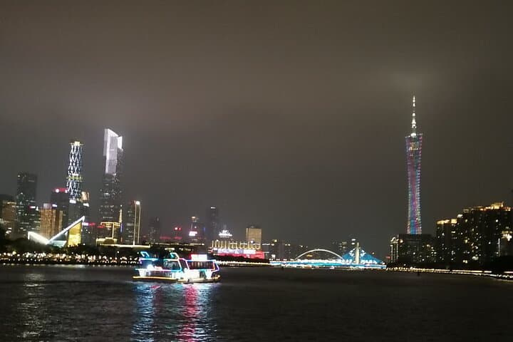 Guangzhou Night Cruise and Dim Sum: Pearl River After Dark photo 3