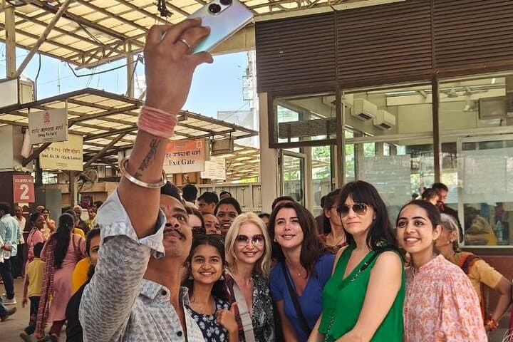 Discover the Vibrant Heart of Mumbai: A Full Day Tour photo 4