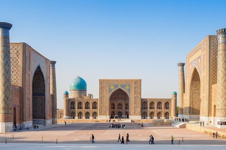 Walking Tour of Samarkand: Registan, Gur-Emir & Shahi Zinda photo 3