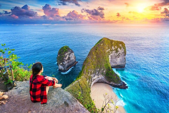 Two-Day Nusa Penida Escape: Kelingking, Broken Beach & Crystal Bay photo 4
