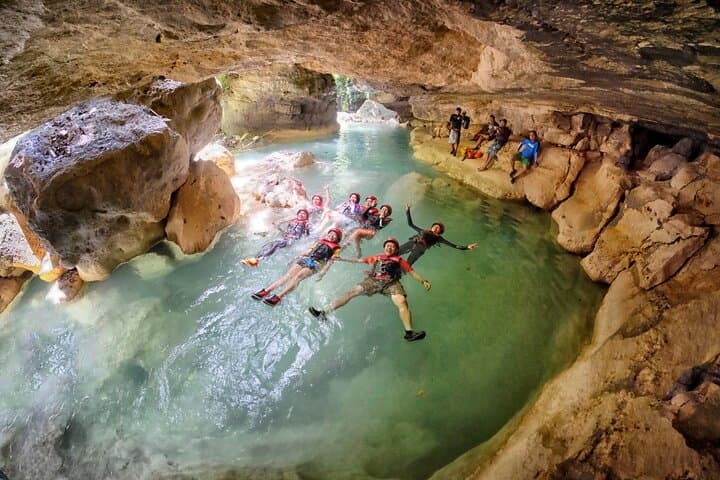 Kawasan Canyoneering and Zipline Adventure in Badian, Cebu