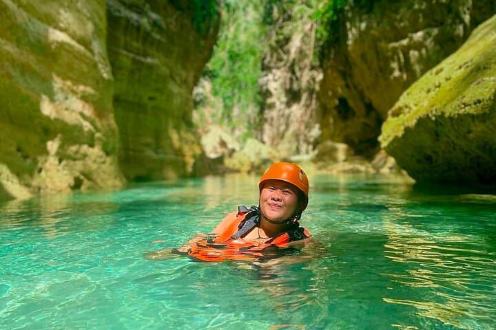 Kawasan Canyoneering and Zipline Adventure in Badian, Cebu photo 4