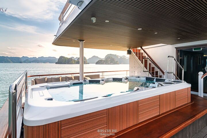 Iris Cruise Halong Bay: 1-Day Luxury Day Cruise with Jacuzzi and Cave Visits photo 2