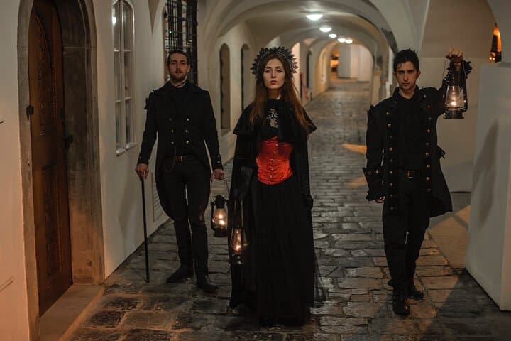 Prague Night Mystery Tour: Charles Bridge to Prague Castle Alchemy & Legends photo 2