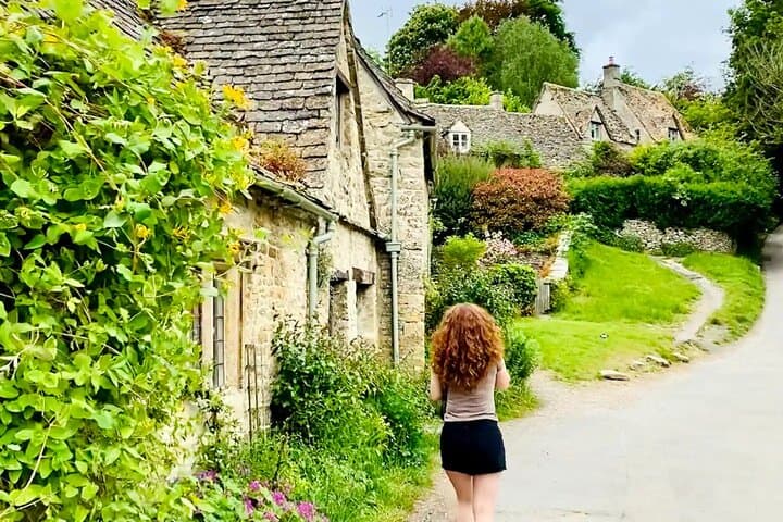 One-Day Road Trip from London to the Cotswolds: Arlington Row, Bourton-on-the-Water & Market Towns photo 2