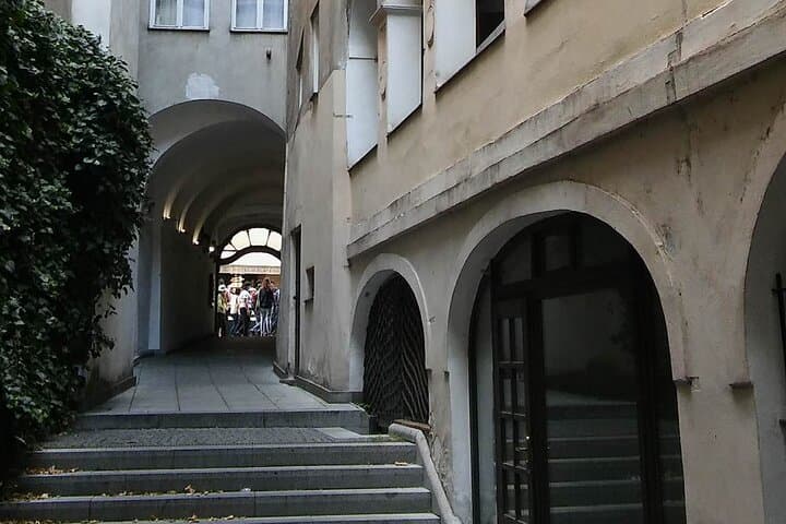 Prague Walking Tour with Local Historian — Hidden Old Town, Charles Bridge & Modern Art photo 2