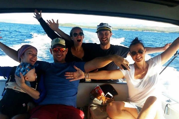 Blue Lagoon & Šolta Private Boat Tour from Trogir — Full-Day Snorkel, Bays & Villages photo 4