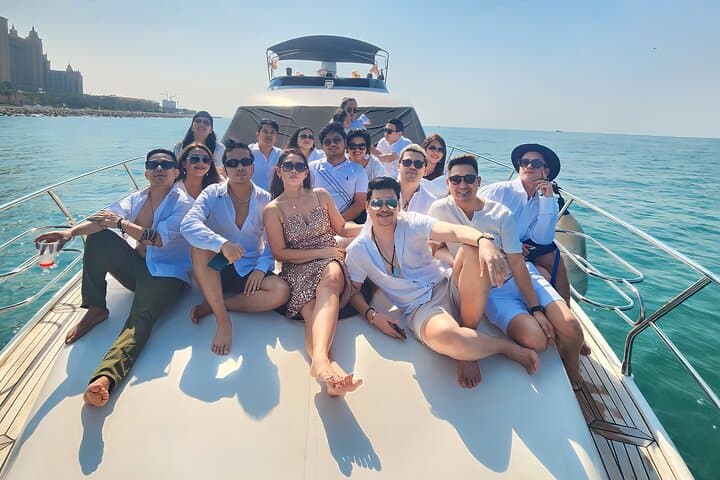 Dubai Marina Private Yacht Charter — Cruise to Atlantis & Burj Al Arab photo 3