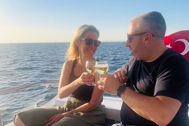 Private Bosphorus Yacht Sunset Cruise with Music, Wine & Snacks — Istanbul photo 3