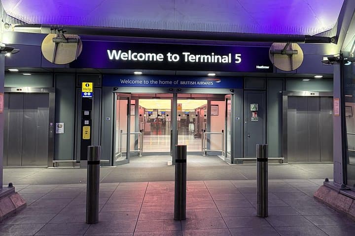 Private Transfer Portsmouth to London — Direct or Via Stonehenge, Salisbury & Windsor photo 4