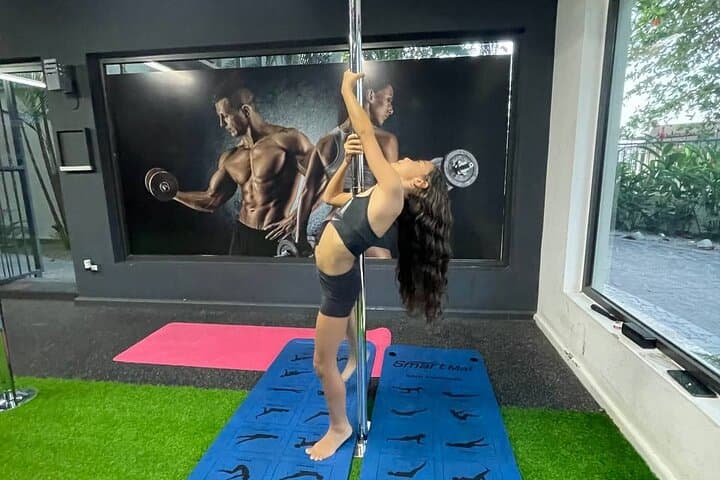 Pole Dance and Stretching Classes in Las Terrenas — Strength, Flow and Beachside Energy photo 3