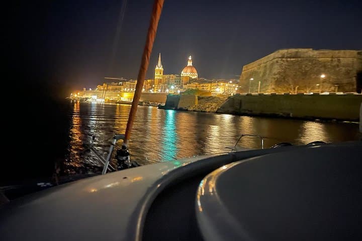 Malta Catamaran Harbour Cruise: 4.5-Hour Sail Around Valletta and the Three Cities photo 3