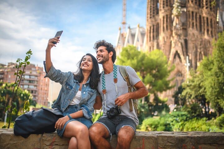 Cryptic Scavenger Hunt Through Barcelona's Old Town: Self-Guided Walking Adventure photo 5
