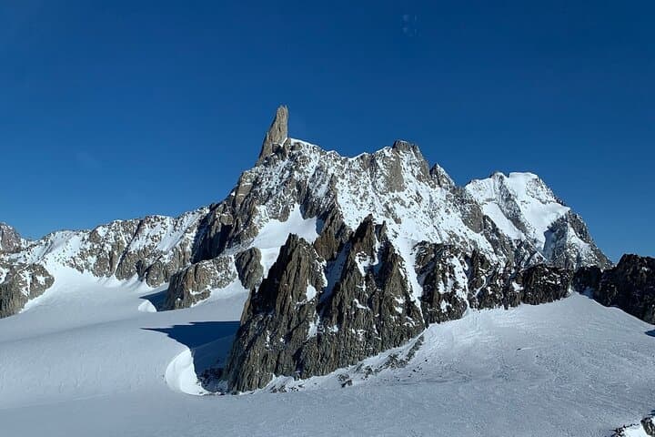 Monte Bianco Skyway: Courmayeur to Punta Helbronner Cable Car Experience photo 3