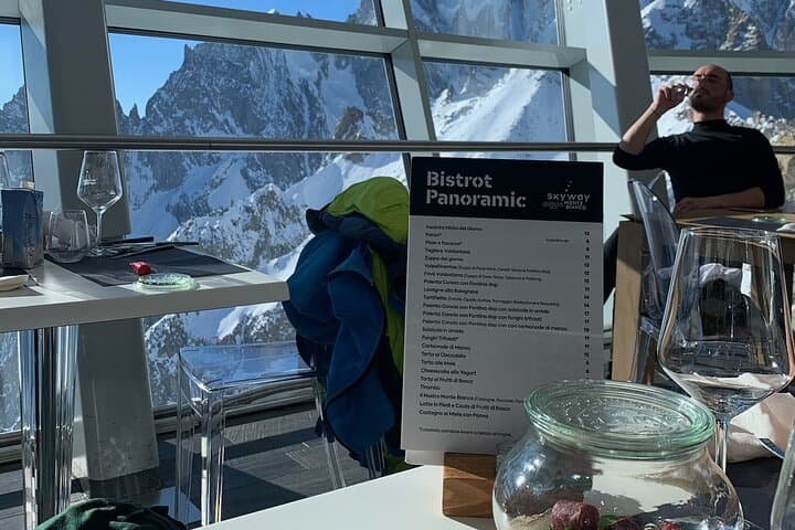 Monte Bianco Skyway: Courmayeur to Punta Helbronner Cable Car Experience photo 6