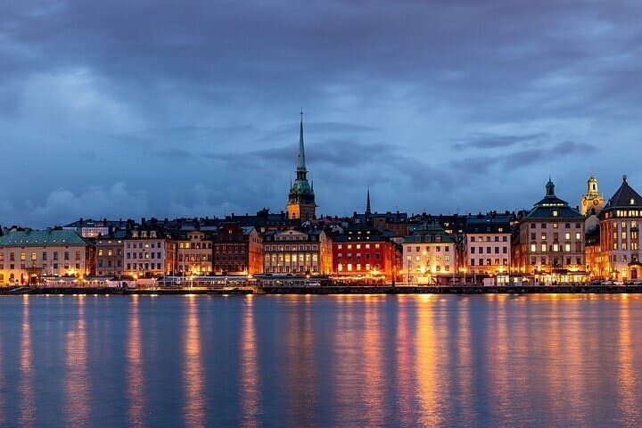 Stockholm Must-See Walking Tour: Gamla Stan, Royal Palace & City Hall