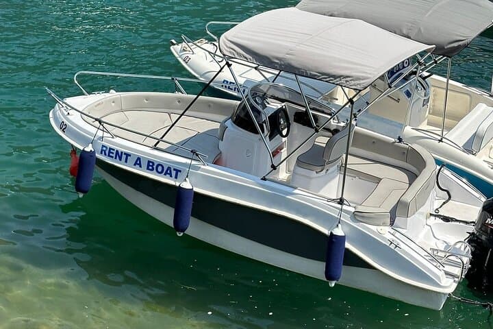 Lake Como Boat Rental - 2-Hour License-Free Marinello Eden 18 photo 2
