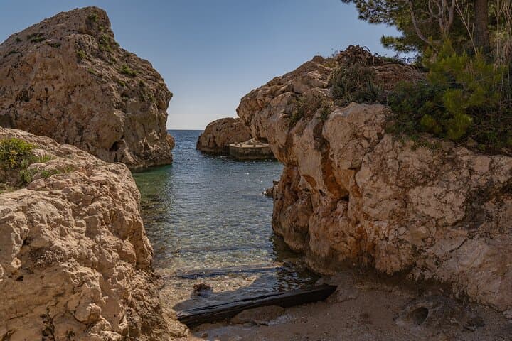 Private 5-Island Speedboat Tour: Blue Cave, Hvar & Pakleni Islands photo 5