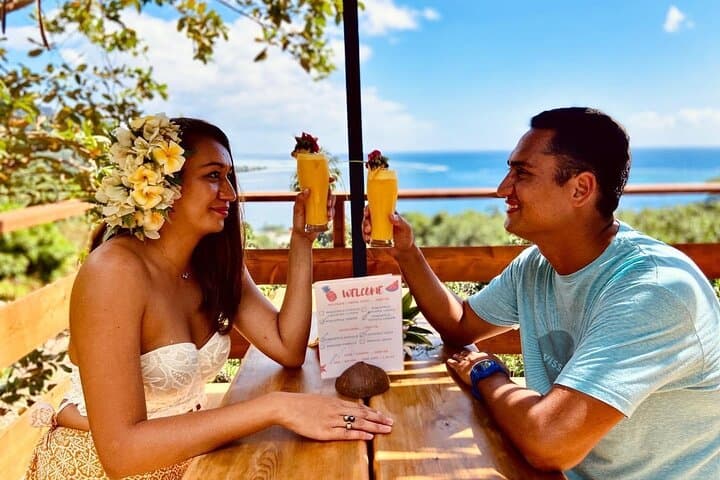 Half-Day 4WD Safari of Moorea — Belvedere, Pineapple Fields & Marae photo 5