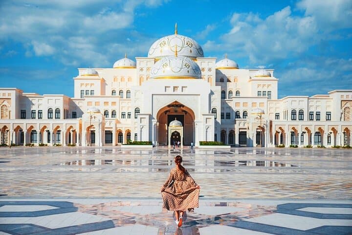 Abu Dhabi Day Trip: Sheikh Zayed Grand Mosque & Qasr Al Watan by Car photo 1