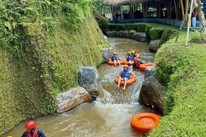 Lazy Cave River Tubing Ubud Pakerisan Cave Tubing Adventure photo 3