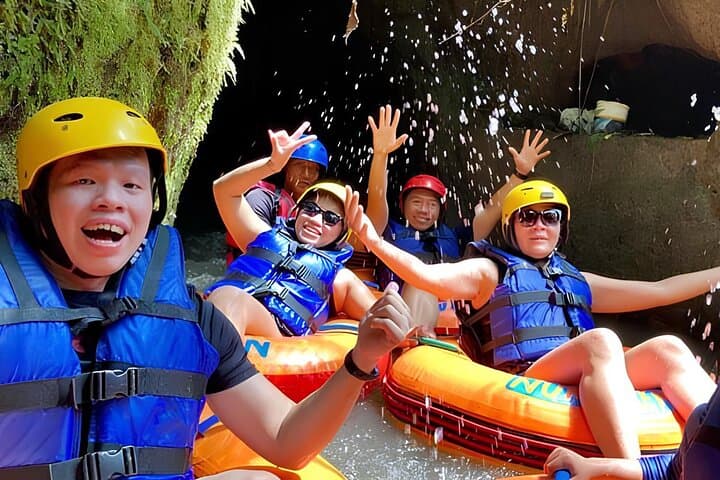 Lazy Cave River Tubing Ubud Pakerisan Cave Tubing Adventure photo 4