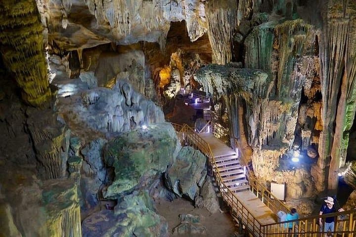 Private Ninh Binh Day Tour: Hang Mua Viewpoint, Thien Ha Cave & Local Family Visit photo 3