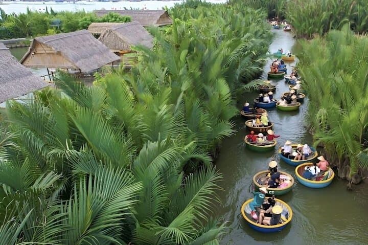 Basket Boat Tour in Hoi An's Bay Mau Coconut Forest photo 2