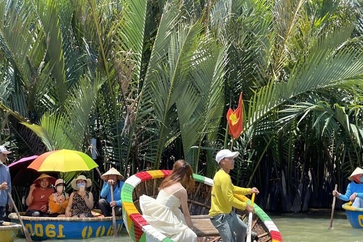 Basket Boat Tour in Hoi An's Bay Mau Coconut Forest photo 6