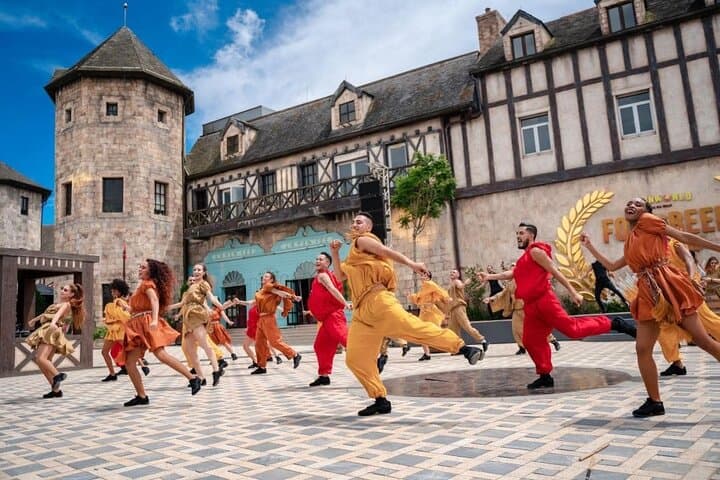 Golden Bridge & Ba Na Hills Day Tour from Hoi An or Da Nang — Cable Cars, Views & Sun World photo 4