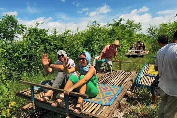 Full-Day Battambang Adventure from Siem Reap: Bamboo Train, Banan Temple & Killing Caves