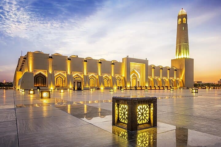 Doha Private 8‑Hour Cultural Tour: Katara, The Pearl, Souq Waqif & Sheikh Faisal