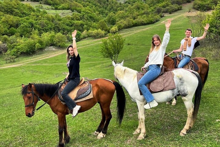 Off‑Road to Sevan: Horseback Riding and Zipline at Dilijan's Lake Parz