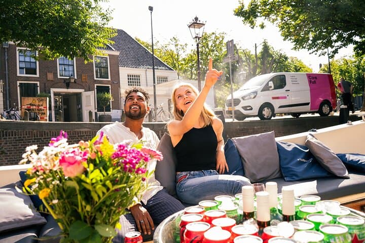 Amsterdam Electric Canal Cruise: Highlights & Local Insights photo 4