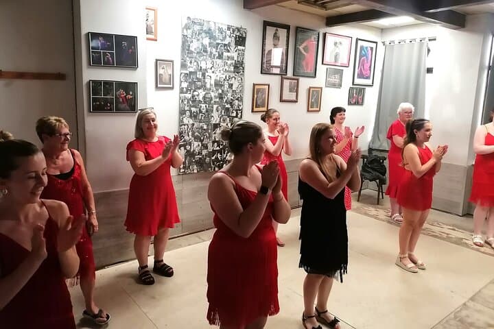 Learn Salsa in Barcelona: Latin Dance Class for All Levels photo 6
