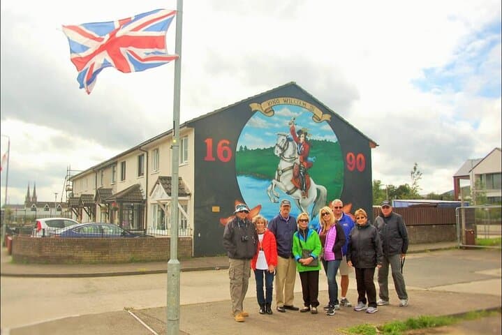 Belfast Republican & Loyalist Mural Black Taxi Tour — 2-Hour Peace Wall Experience photo 4