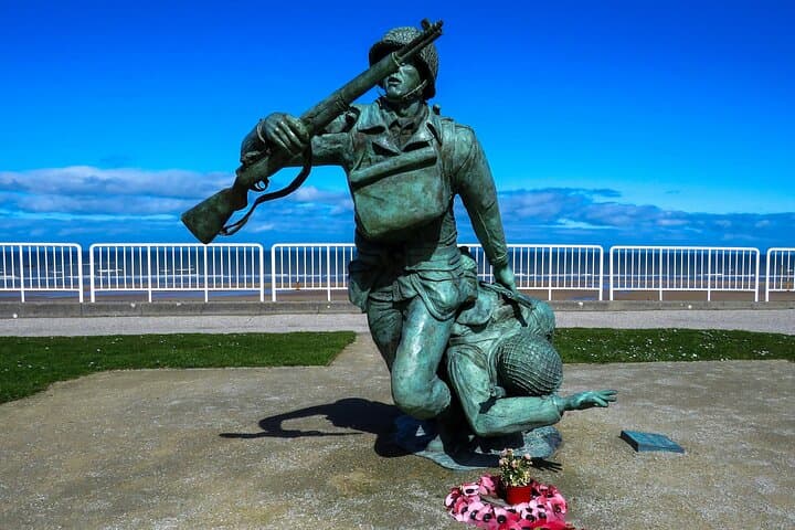 Uncover History: Private D-Day Tour from Paris to Normandy photo 4