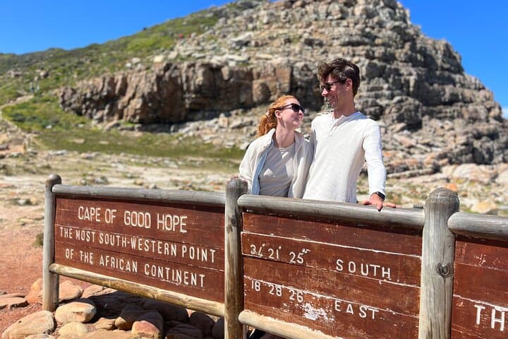 Cape Peninsula Full-Day Private Drive: Chapman's Peak, Cape Point & Boulders photo 5
