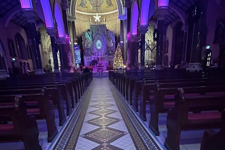 Belfast Private 4-Hour Highlights Tour — Titanic, Derry Girls & Game of Thrones photo 3