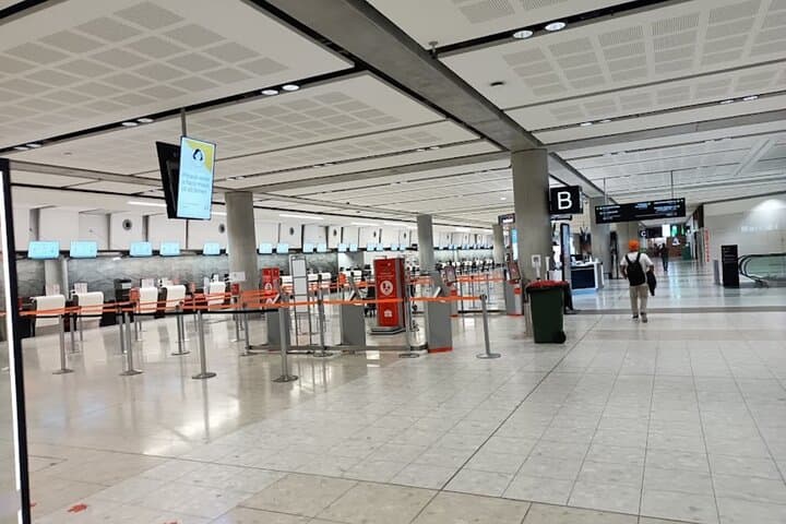 Christchurch Airport to City Centre: Private Transfer with Wi‑Fi & Infant Seats photo 5