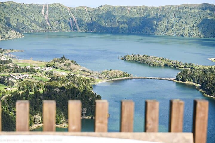 Sete Cidades Private Half-Day: Vista do Rei, Lagoa & Ferraria photo 3