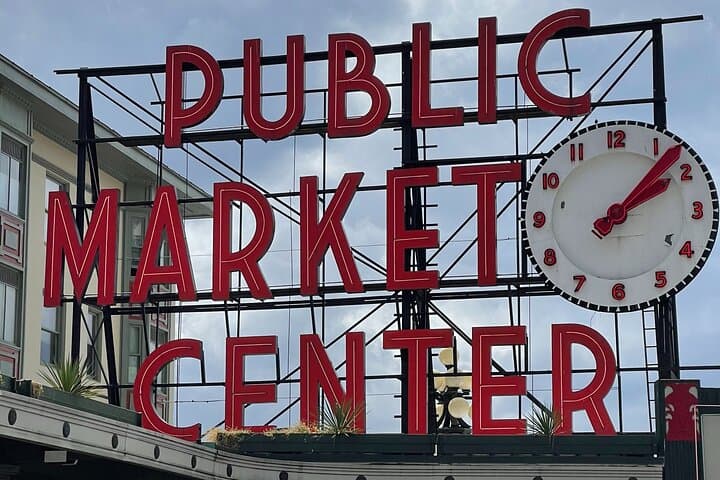 Seattle Full-Day Highlights Tour: Space Needle, Pike Place, Kerry Park & Columbia Center photo 1