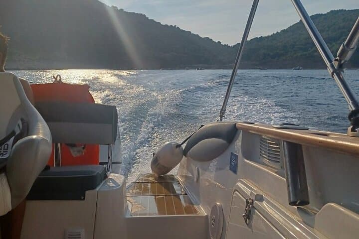 Private Sunset Cruise Dubrovnik: Elaphite Islands Speedboat Tour photo 5