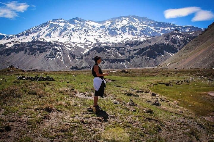Cajón del Maipo Private Andes Overlook Tour with Local Food photo 1