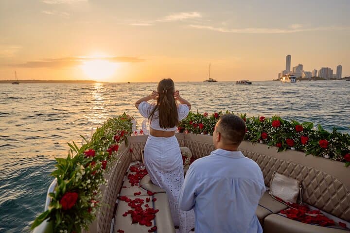 Sunset Romance: Private Date Night Boat Tour in Cartagena Bay photo 2
